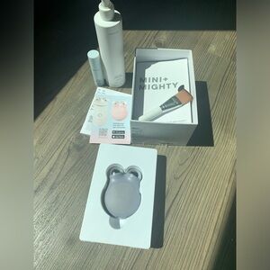 NuFace Mini+ with charger, extra gel, brush, and manual